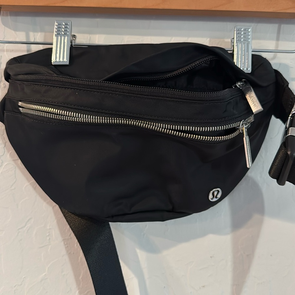 Lululemon Fanny pack